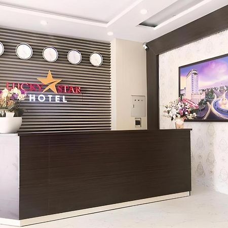 Lucky Star Hotel Буонметхуот Екстер'єр фото